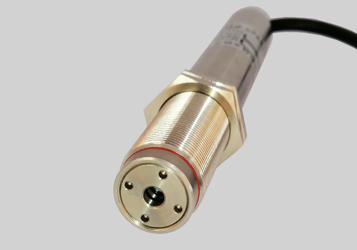 <b>PLUSFO-IR-W800A抗微波防水型在线式红外测温仪</b>