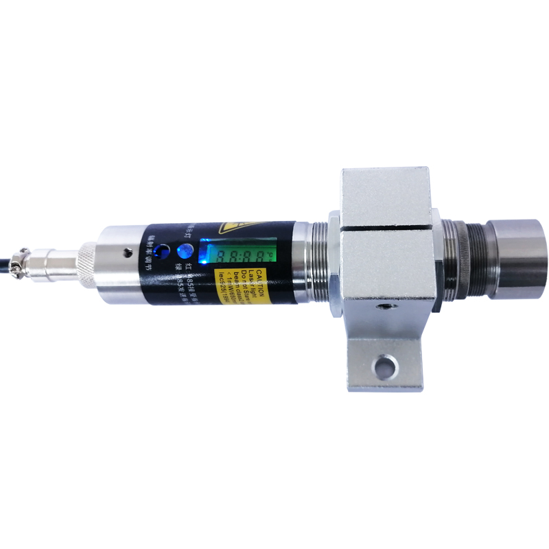 <b>PLUSFO-IR-7018 激光瞄准在线式红外测温仪</b>